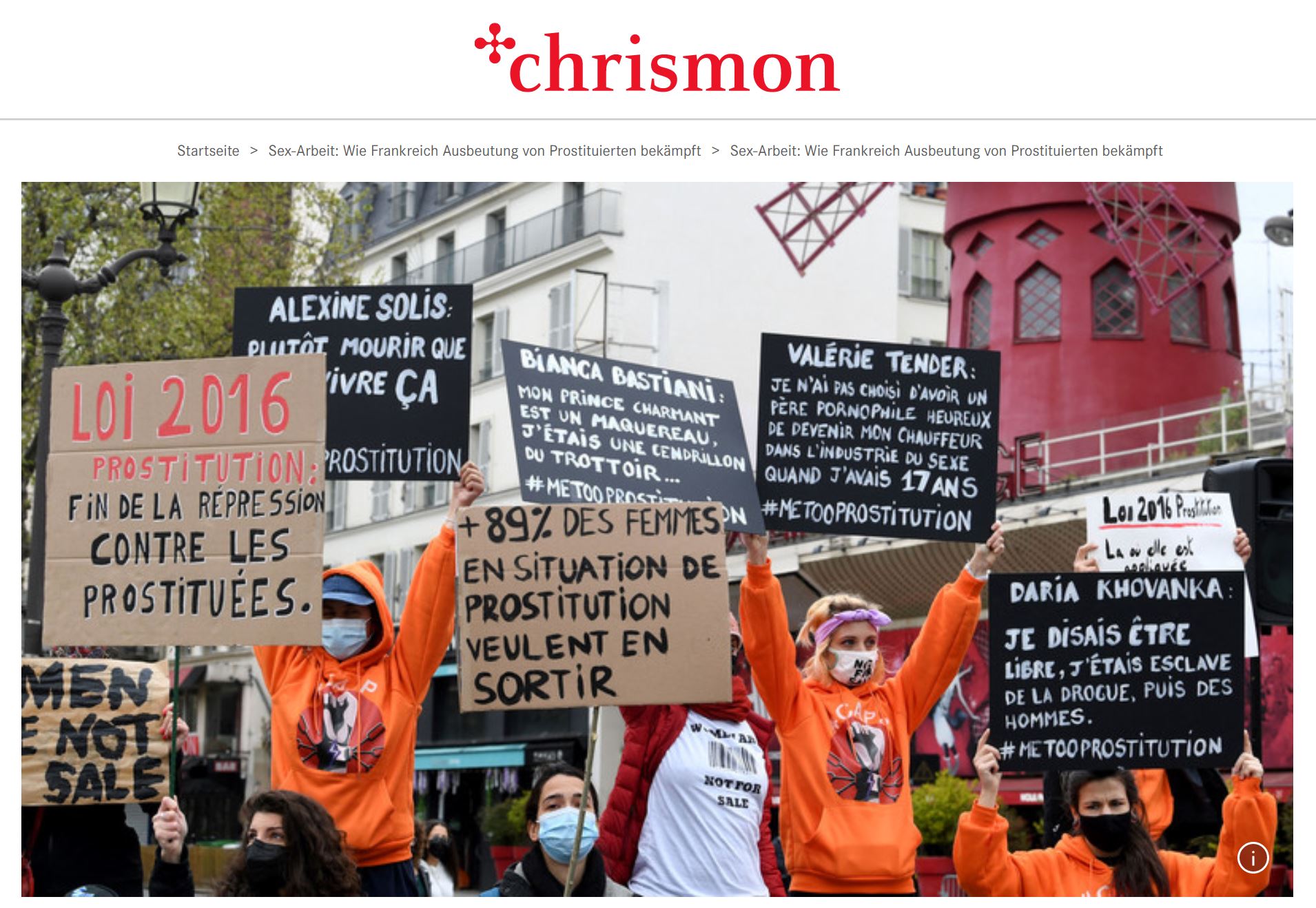 Demonstration: Viele Frauen in orangefarbigen Sweatshirts und mit Atemmasken halten Schilder hoch, z.B.: 89 Prozent der Frauen in der Prostitution wollen aussteigen.