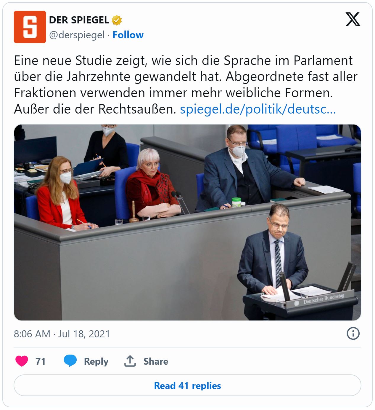 Screenshot Tweet: Eine neue Studie zeigt, wie sich die Sprache im Parlament über die Jahrzehnte gewandelt hat. Abgeordnete fast aller Fraktionen verwenden immer mehr weibliche Formen. Außer die der Rechtsaußen (plus Link zum Artikel in Der SPIEGEL)